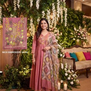 Dusty Rose Embroidered Kurti Set